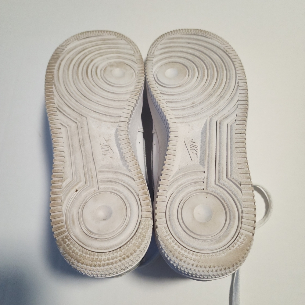 Nike Air Force 1 Low White Casual Shoes, Y7 Women 8.5 Men 7 - Picture 12 of 13